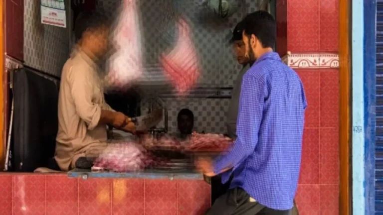 देहरादून: खुले में मांस-मच्छी बेचने वालों पर प्रशासन का सख्त रुख, DM ने दिए निर्देश