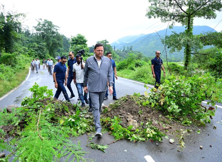 पीएम और गृह मंत्री ने दिलाया आपदा राहत का भरोसा