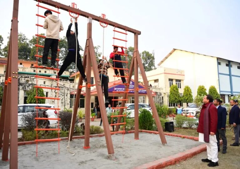 मुख्यमंत्री ने अग्निवीर भर्ती प्रशिक्षण केंद्र का निरीक्षण किया