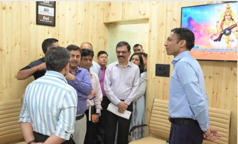 एनआईसी अपग्रेड से प्रशासनिक कार्य होंगे तेज़ : डीएम