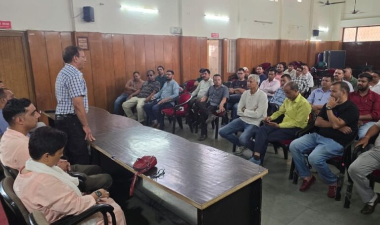 दिवंगत पत्रकार खुशहाल गिरि गोस्वामी को श्रद्धांजलि, नम आँखों से किया स्मरण