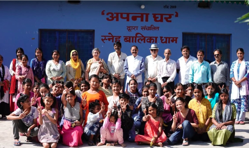 सेवा संकल्प अभियान: बालिका धाम पहुंचे विधायक गैरोला